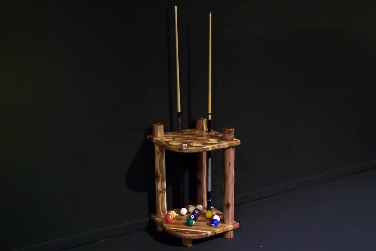 Red Cedar Corner Cue Rack